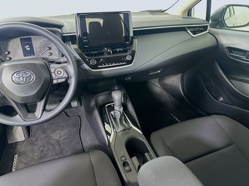 Used 2025 Toyota Corolla LE image 19