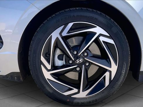 Used 2024 Hyundai Sonata SEL w/ Convenience Package image 11