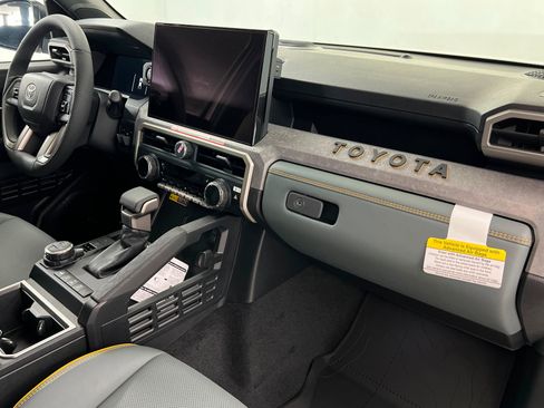 New 2026 Toyota Tacoma 4x4 Double Cab Hybrid image 23