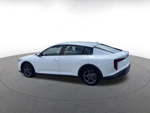 Used 2025 Kia K4 FWD image 9