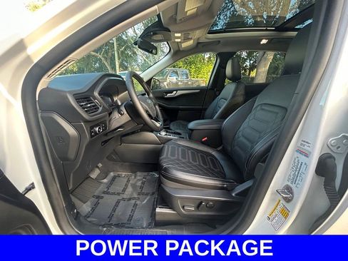 Certified 2024 Ford Escape SE w/ PHEV Premium Package FWD image 10