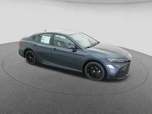 New 2026 Toyota Camry SE image 12