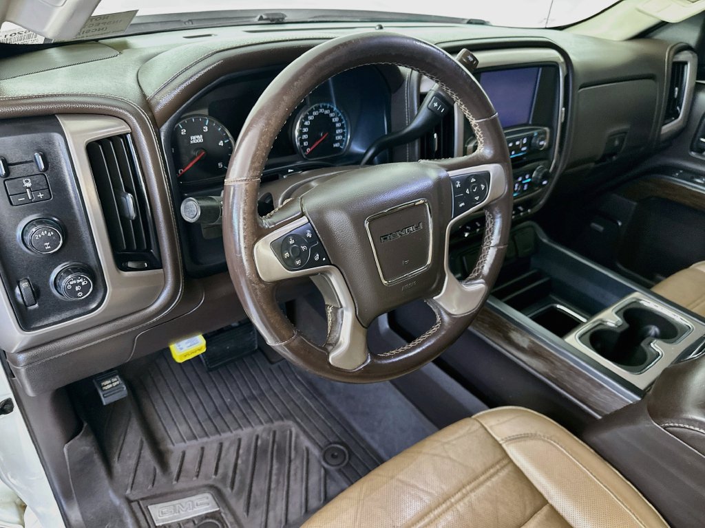 Used 2019 GMC Sierra 2500 Denali w/ Duramax Plus Package AWD/4WD image 29