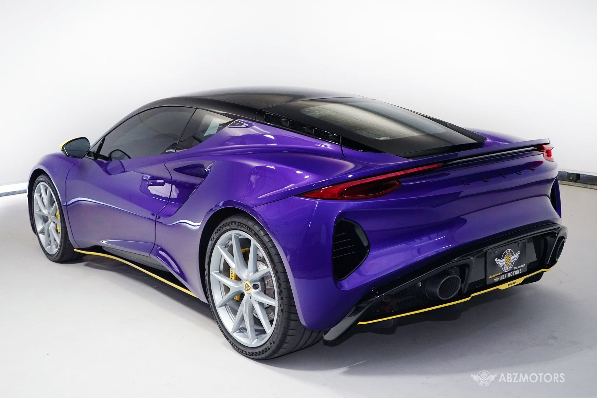 Used 2026 Lotus Emira SE RWD image 6
