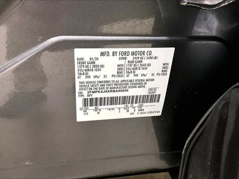 Used 2024 Ford Edge SEL AWD/4WD image 19