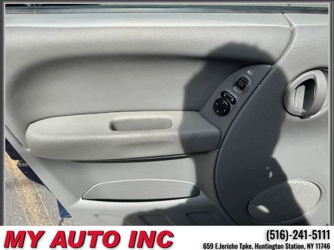 Used 2006 Jeep Liberty Sport w/ Off Road Group AWD/4WD image 23