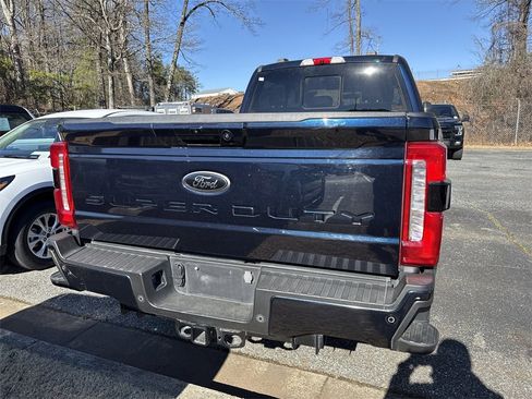 Used 2023 Ford F250 XLT w/ Black Appearance Package image 16