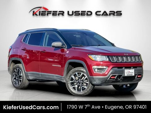 Used 2021 Jeep Compass Trailhawk w/ Sun and Sound Group AWD/4WD image 1