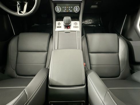Certified 2026 Jaguar F-PACE R-Dynamic S AWD/4WD image 22