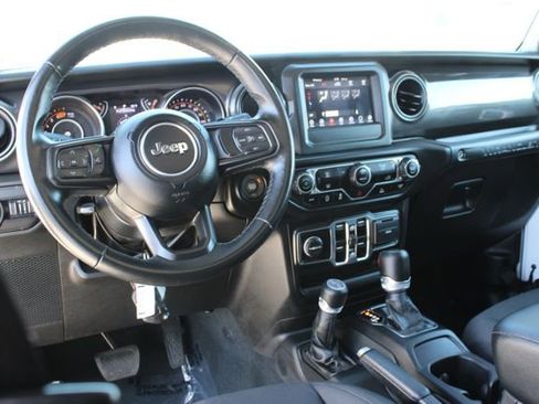 Used 2022 Jeep Wrangler Unlimited Sport AWD/4WD image 13