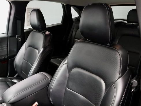 Certified 2024 Ford Escape Platinum image 27