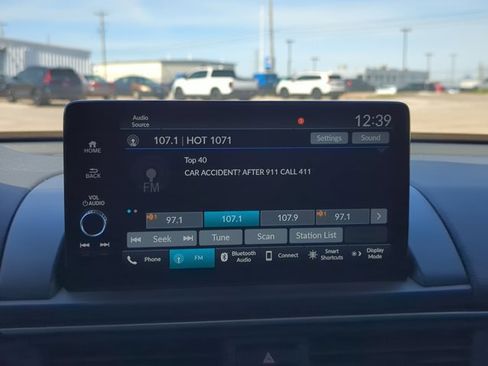 Used 2023 Honda Pilot EX-L image 12