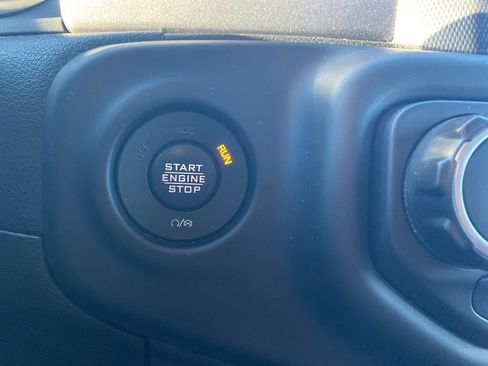 Used 2021 Jeep Gladiator Mojave image 24