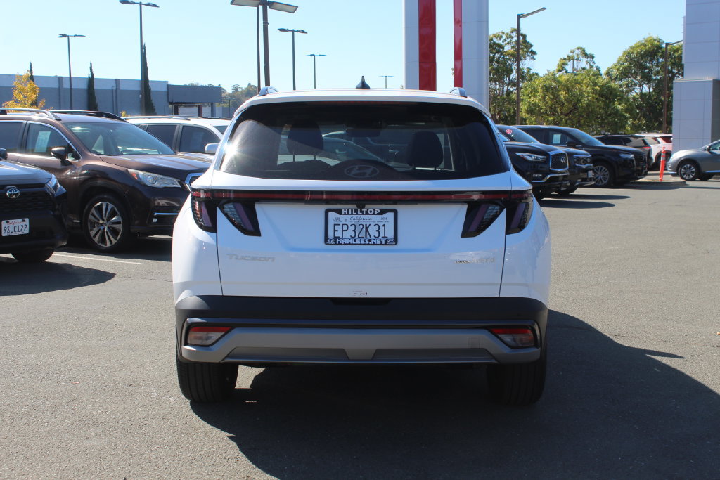 Used 2026 Hyundai Tucson Limited AWD/4WD image 8