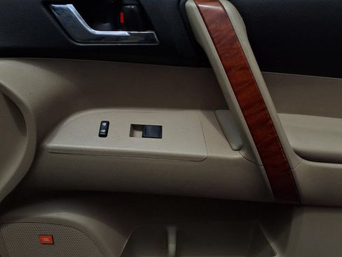 Used 2008 Toyota Highlander Limited FWD image 24