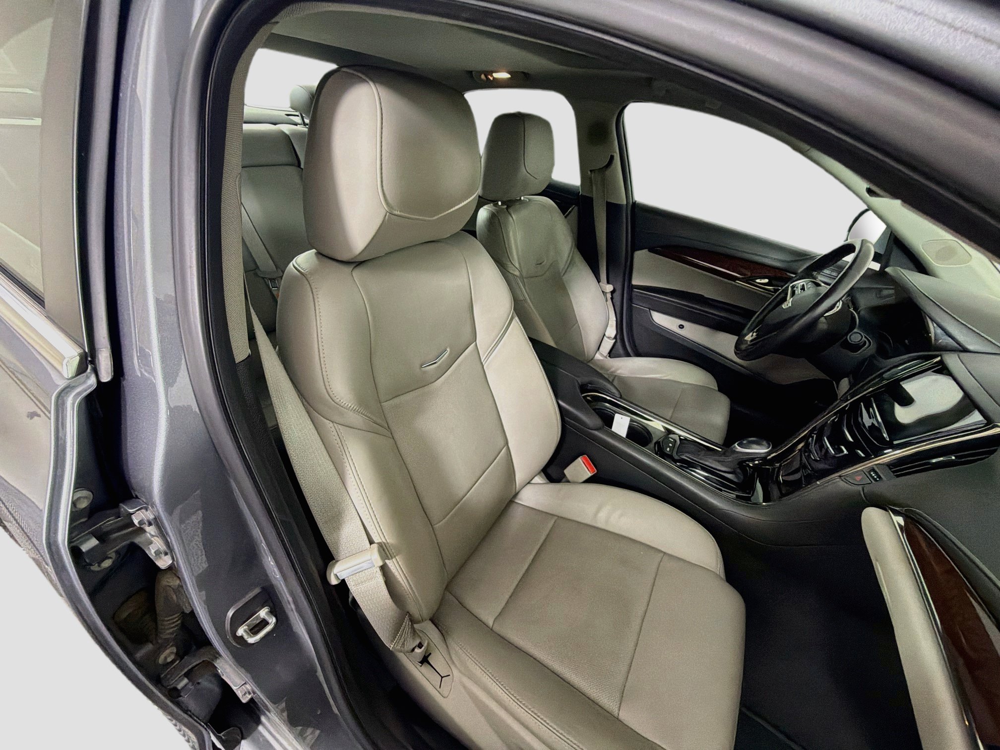 Used 2018 Cadillac ATS Luxury w/ Safety and Security Package RWD image 31
