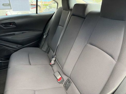 Used 2023 Toyota Corolla LE image 23