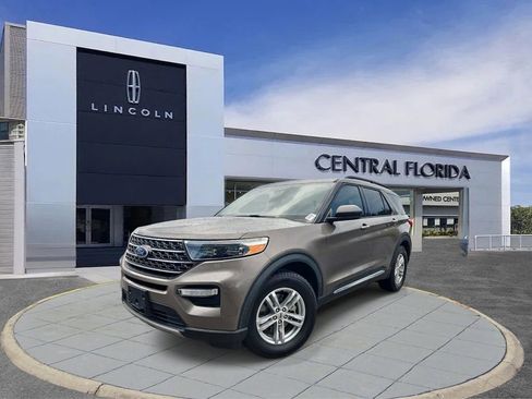 Used 2021 Ford Explorer XLT w/ Equipment Group 202A RWD image 32
