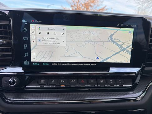 Used 2024 Chevrolet Silverado 2500 ZR2 w/ Technology Package image 20