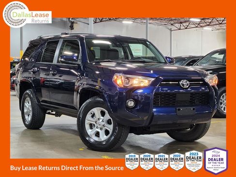 Used 2022 Toyota 4Runner SR5 Premium w/ Moonroof Package image 1