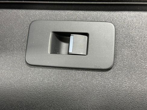 Used 2022 Land Rover Discovery Sport S R-Dynamic image 21