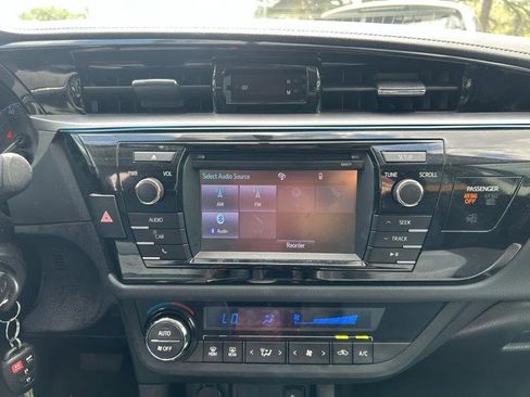 Used 2016 Toyota Corolla S image 12
