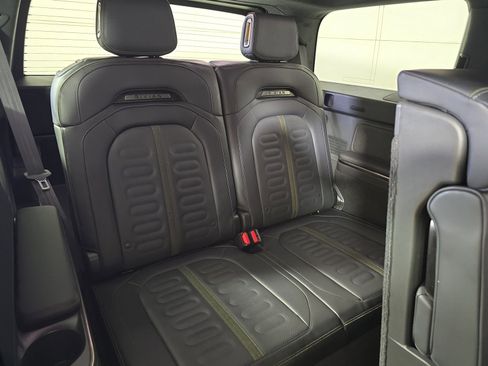 Used 2024 Rivian R1S Adventure AWD/4WD image 25