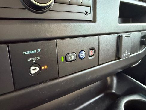 Used 2020 Chevrolet Express 2500 w/ Driver Convenience Package image 28