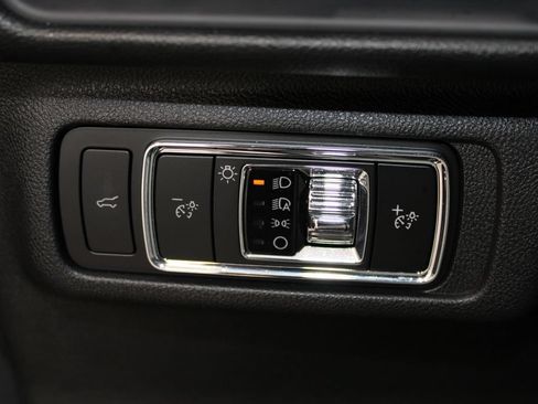 Used 2024 Lincoln Corsair FWD image 41