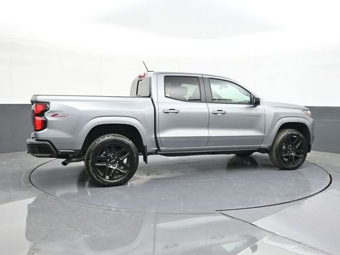 New 2025 Chevrolet Colorado Z71 w/ Technology Package AWD/4WD image 16