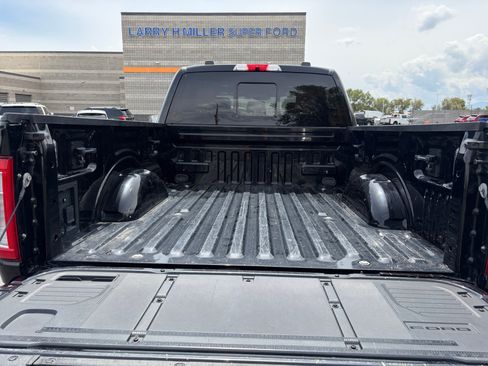 Certified 2023 Ford F150 Platinum w/ FX4 Off-Road Package AWD/4WD image 29