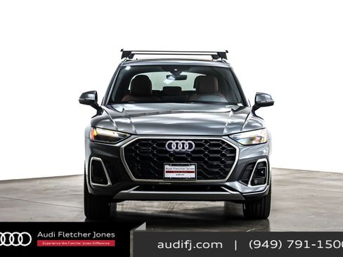 Used 2025 Audi Q5 e Premium Plus w/ Premium Plus Package image 3