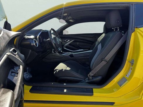 Used 2016 Chevrolet Camaro LT w/ RS Package image 17