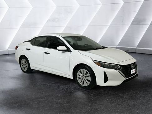 Used 2024 Nissan Sentra S image 1