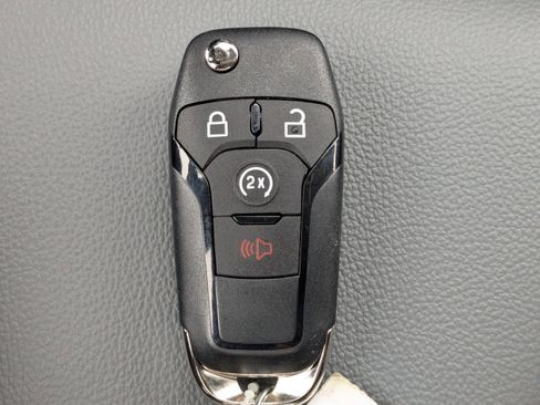 New 2025 Ford F550 4x4 Regular Cab Super Duty image 28