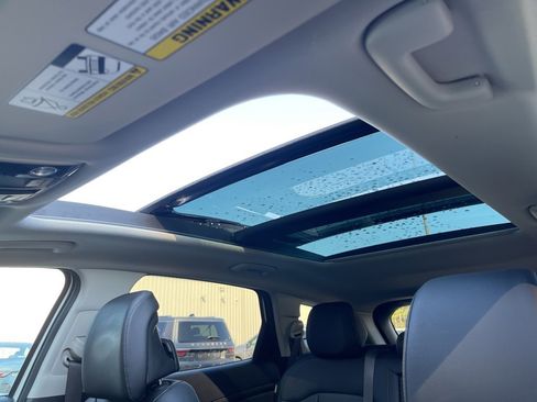 Certified 2025 Kia Sportage SX Prestige image 21