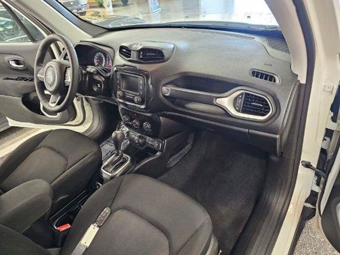 Used 2020 Jeep Renegade Sport AWD/4WD image 9