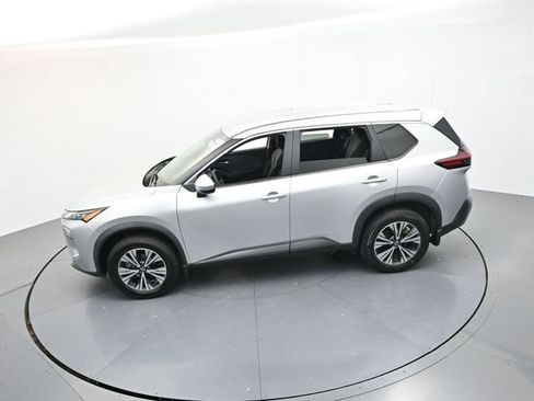 Used 2023 Nissan Rogue SV FWD image 36