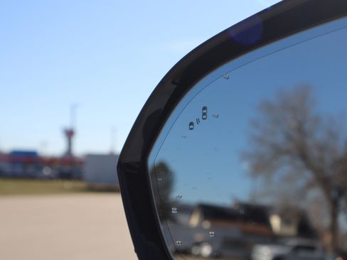 Used 2025 Lincoln Corsair Reserve image 25