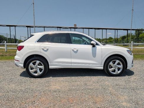 Used 2020 Audi Q3 2.0T Premium Plus AWD/4WD image 4