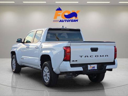 New 2026 Toyota Tacoma SR5 image 3