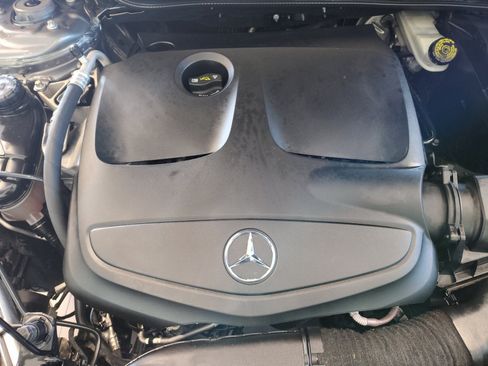 Used 2017 Mercedes-Benz GLA 250 image 29