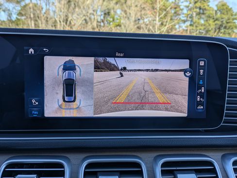 Used 2024 Mercedes-Benz GLE 450 4MATIC image 14