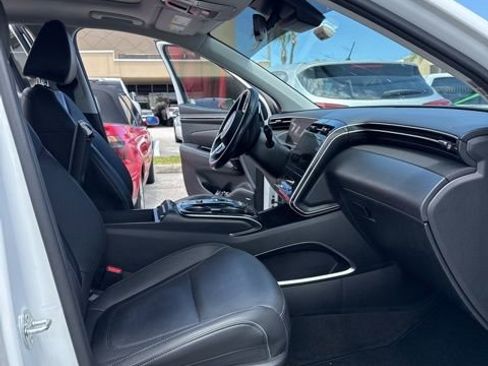 Certified 2023 Hyundai Tucson Limited FWD image 6
