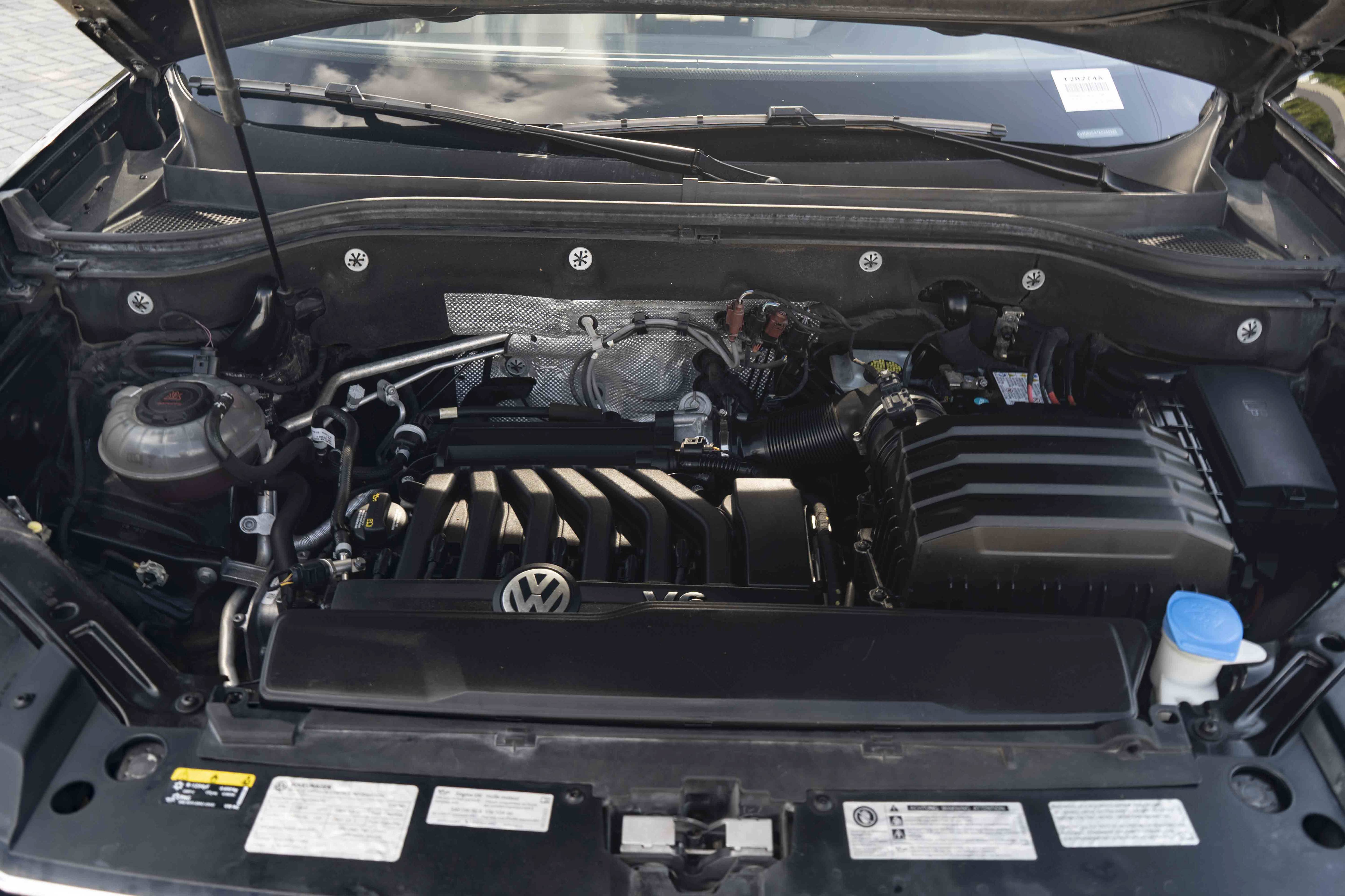 Used 2019 Volkswagen Atlas SEL Premium AWD/4WD image 45