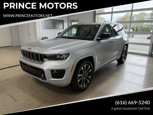 Used 2022 Jeep Grand Cherokee Overland AWD/4WD image 1