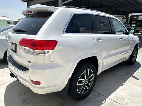 Certified 2021 Jeep Grand Cherokee Overland AWD/4WD image 4