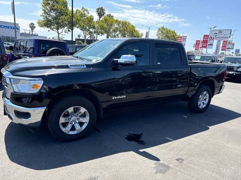 Used 2024 RAM 1500 Laramie RWD image 11