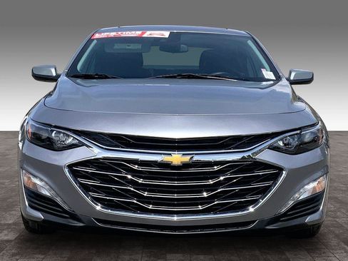 Used 2023 Chevrolet Malibu LT image 2