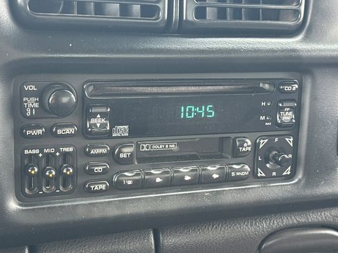 Used 2001 Dodge Ram 1500 Truck image 15